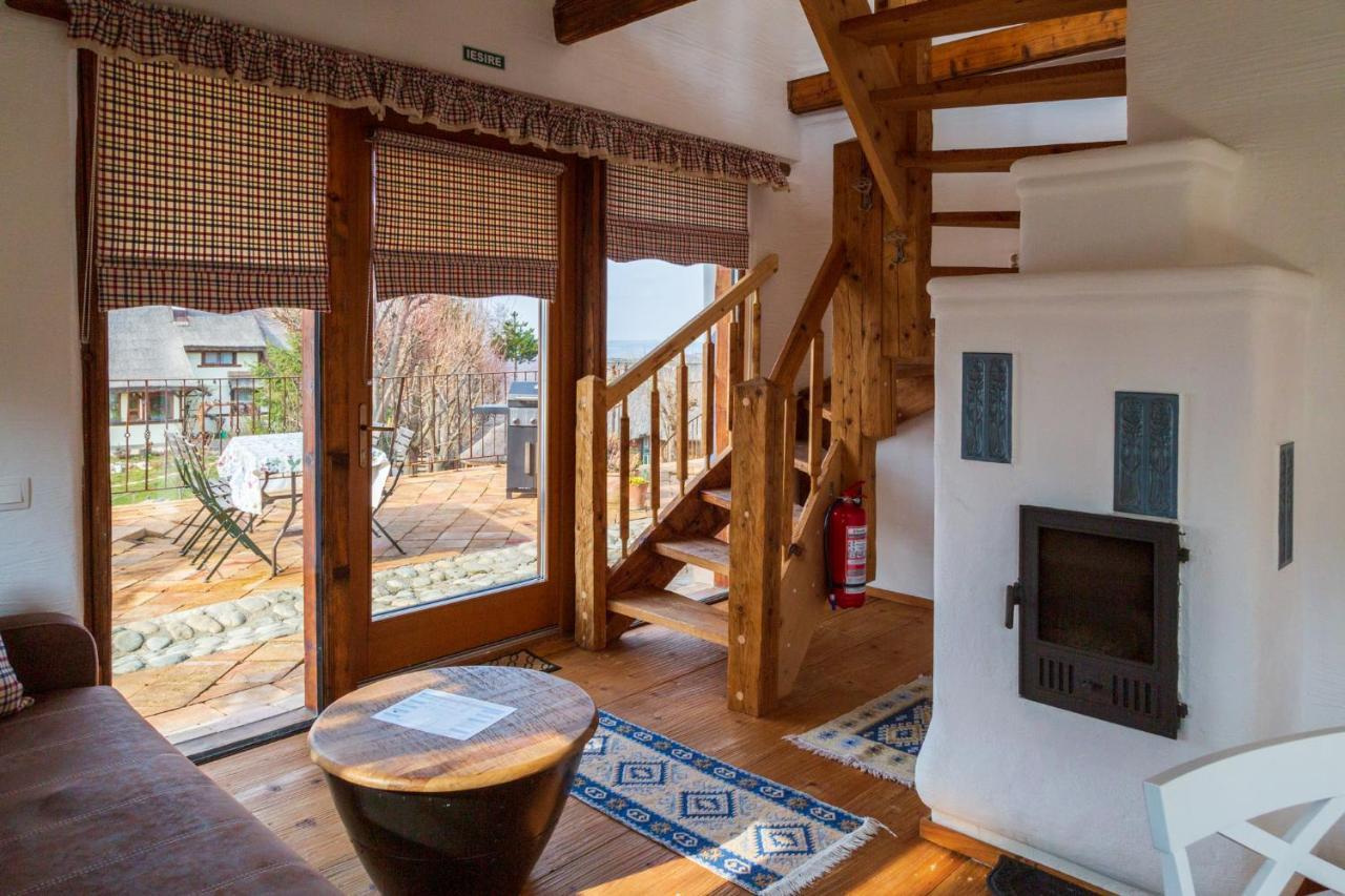 Casele Cu Stuf B&B Haus Ulrike Sălicea Buitenkant foto